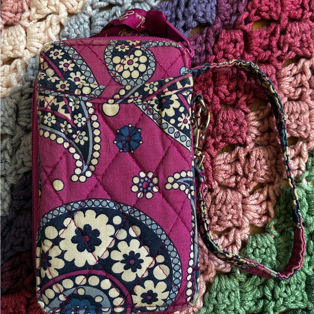 Vera Bradley Wristlet - Boysenberry Pattern